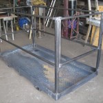 Fork-lift cage