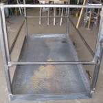 Fork-lift cage